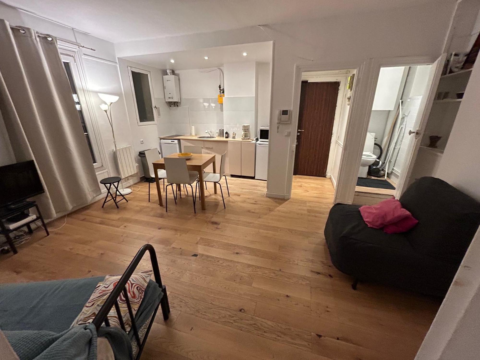Appartement Paris Sacre Coeur Montmartre Et Tour Eiffel, 8 People, Extérieur photo